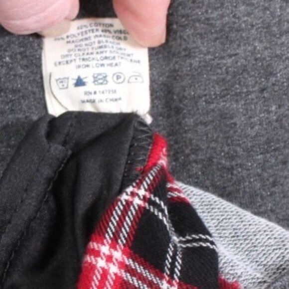 Simply Southern Gray Plaid Back Long Sleeve Top With Red Glitter Sequin Reindeer - Picture 7 of 7